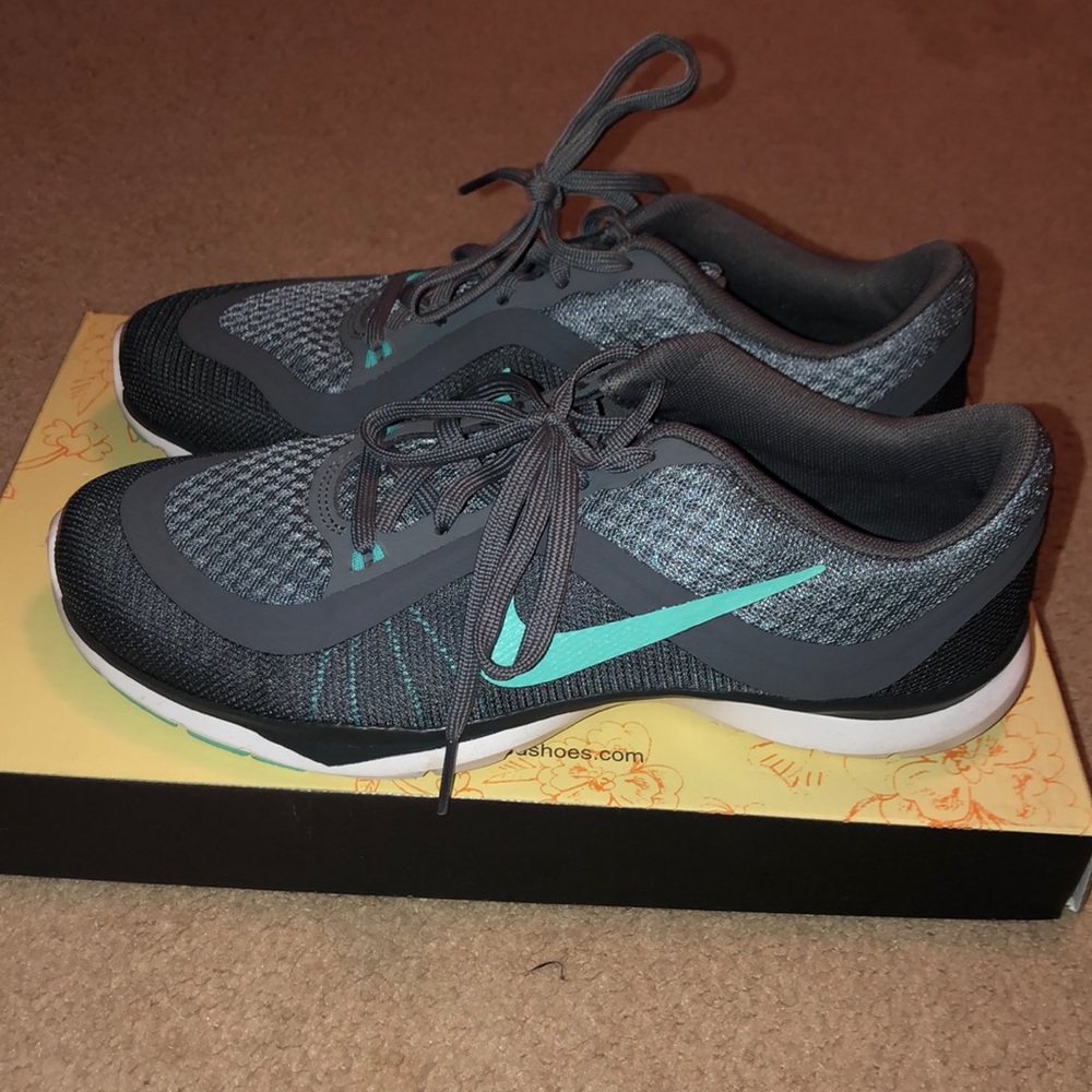 Nike flex TR 6 women’s sneakers